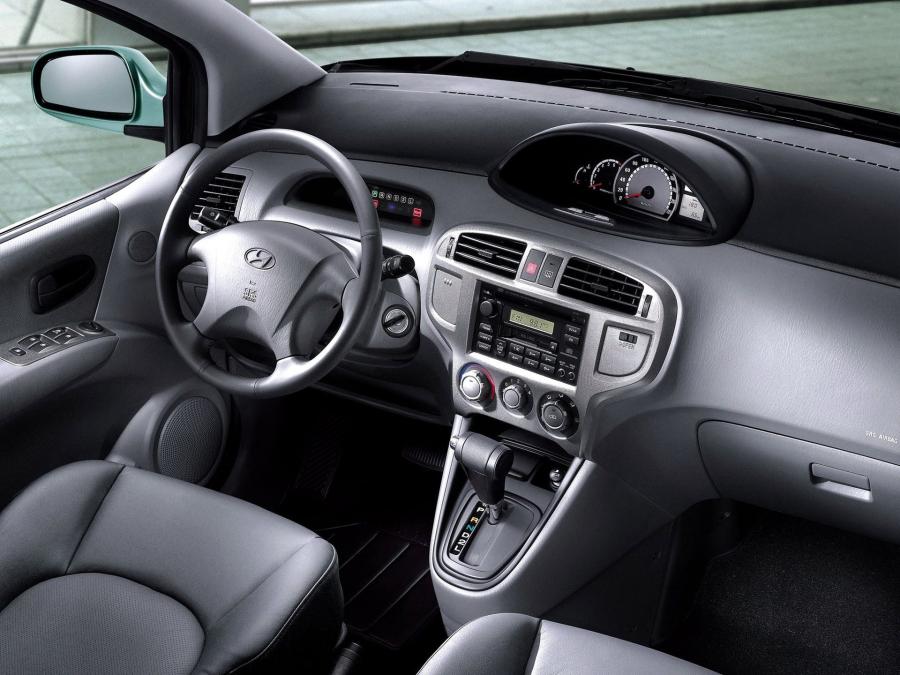  Hyundai Matrix 2001 года  (фото 4 из 17)